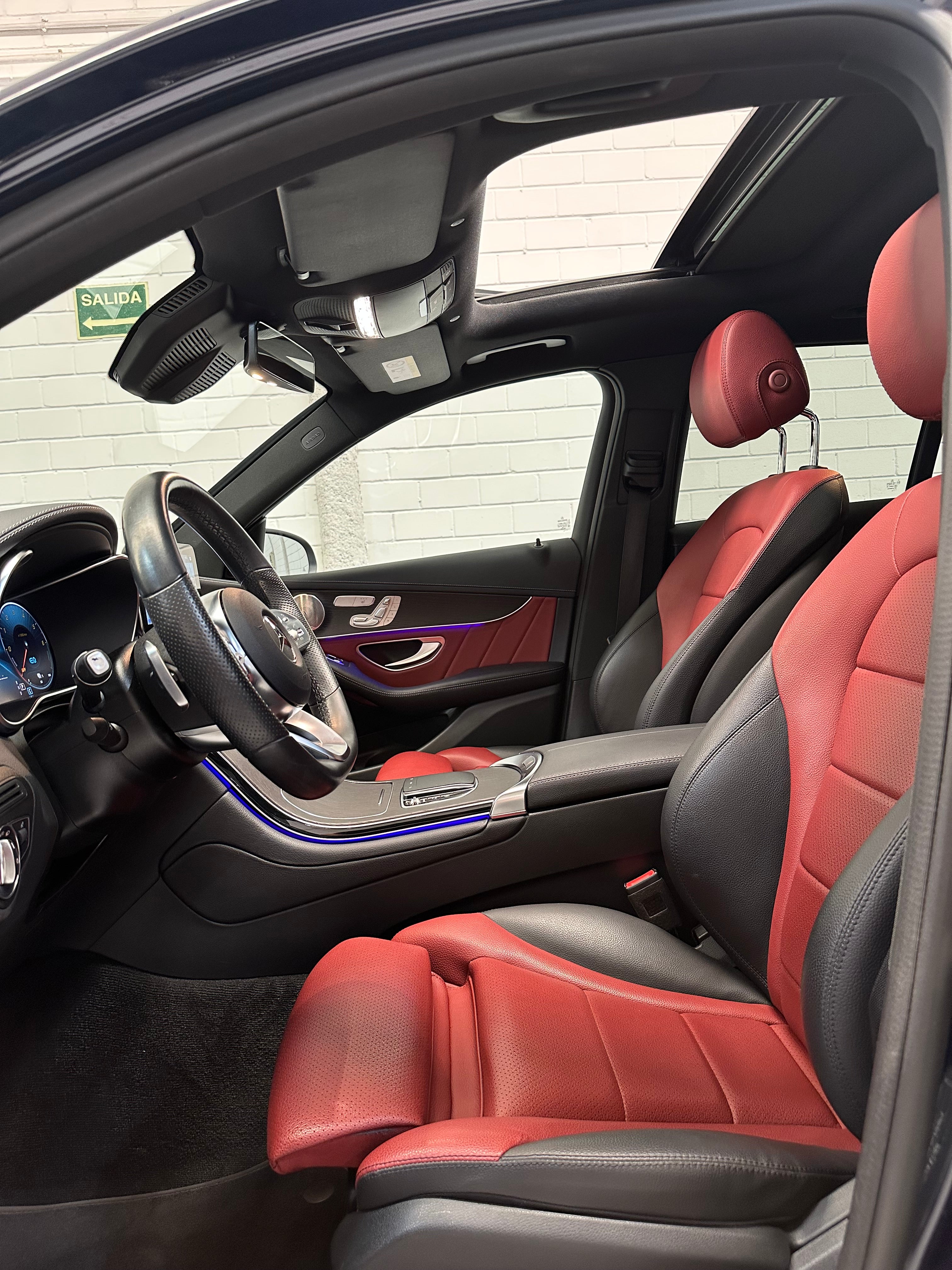 Mercedes-Benz GLC 300de AMG
