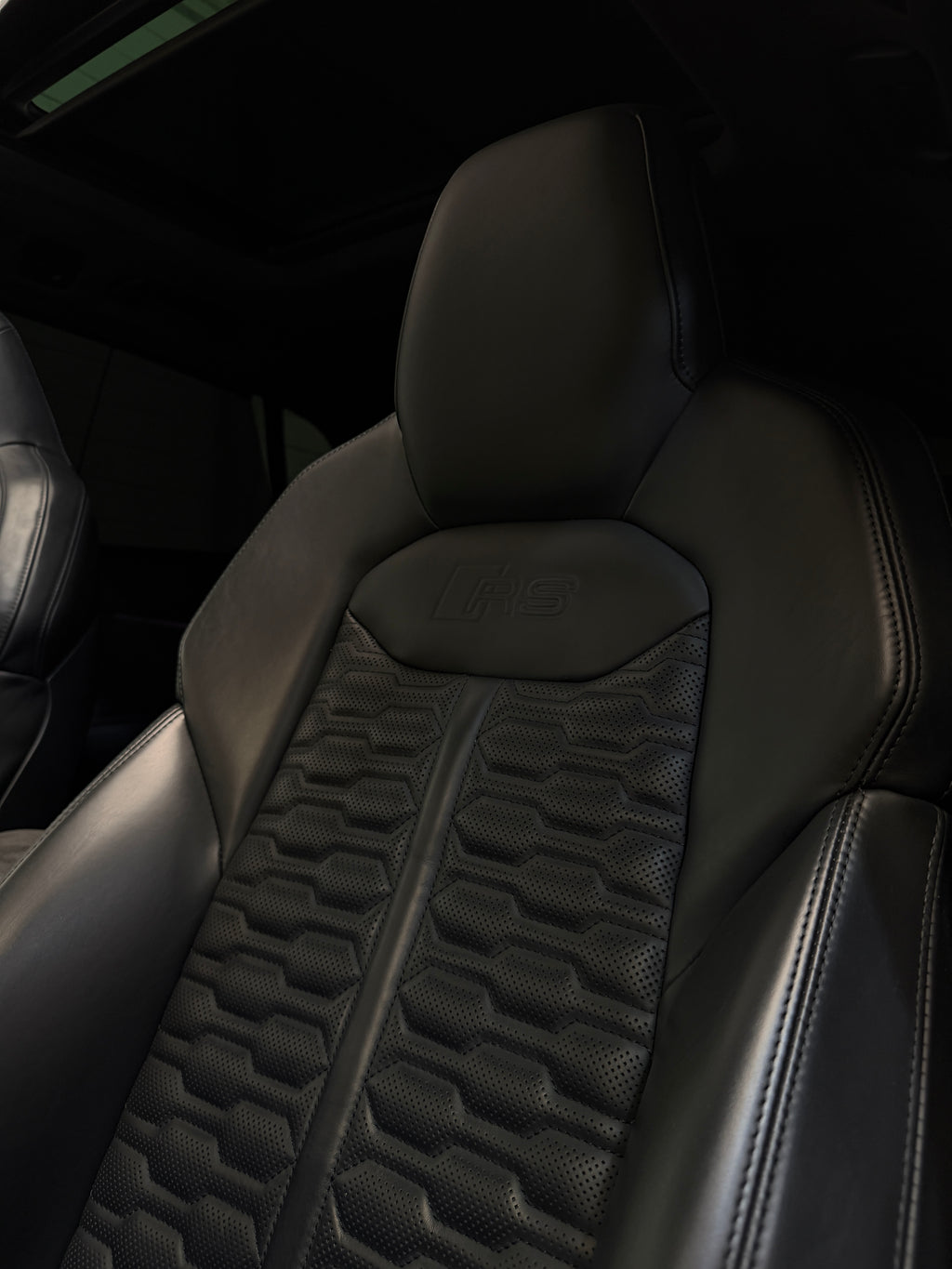 Audi RSQ8 Full Carbono