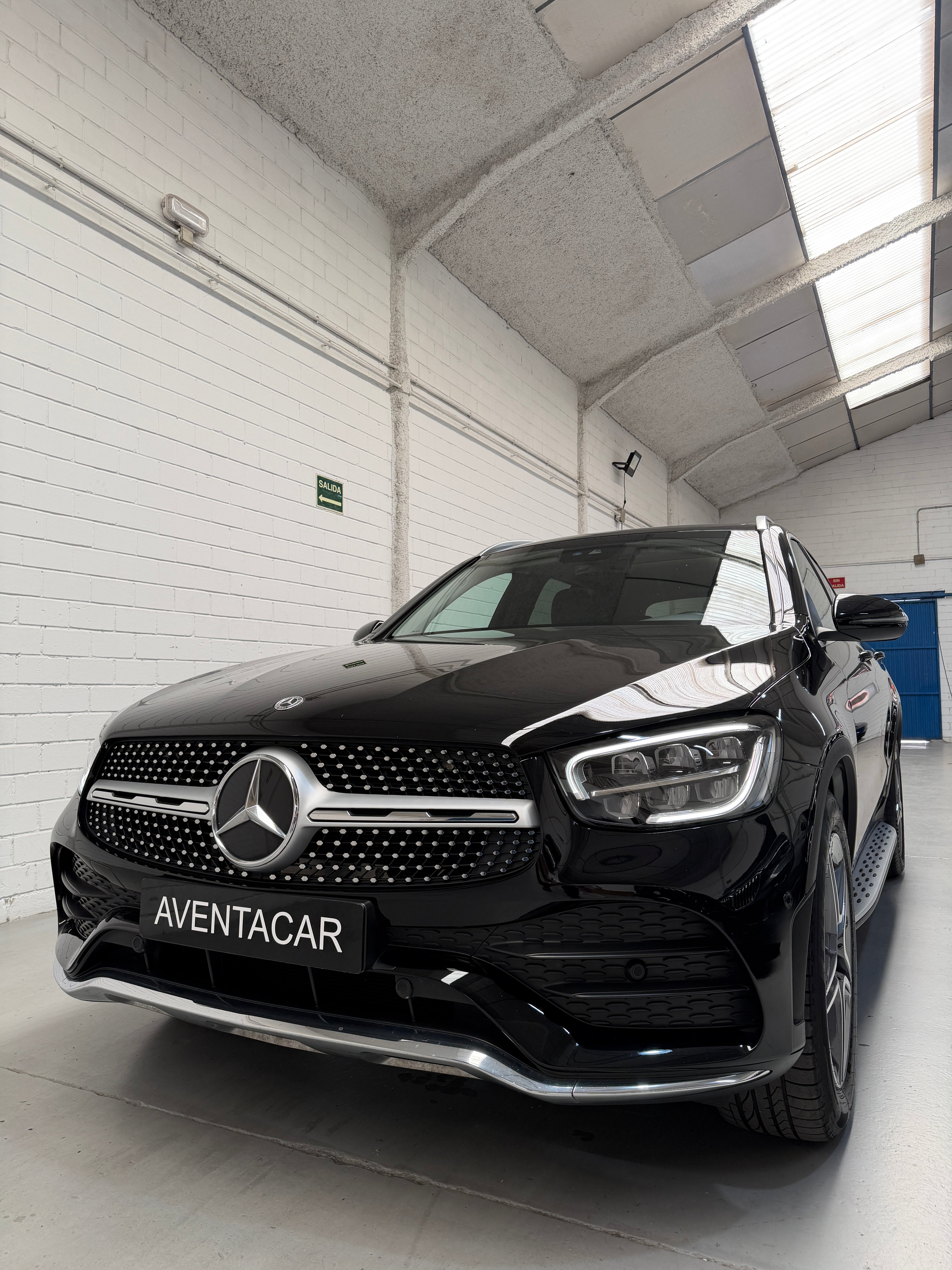 Mercedes-Benz GLC 220d AMG Line Negro