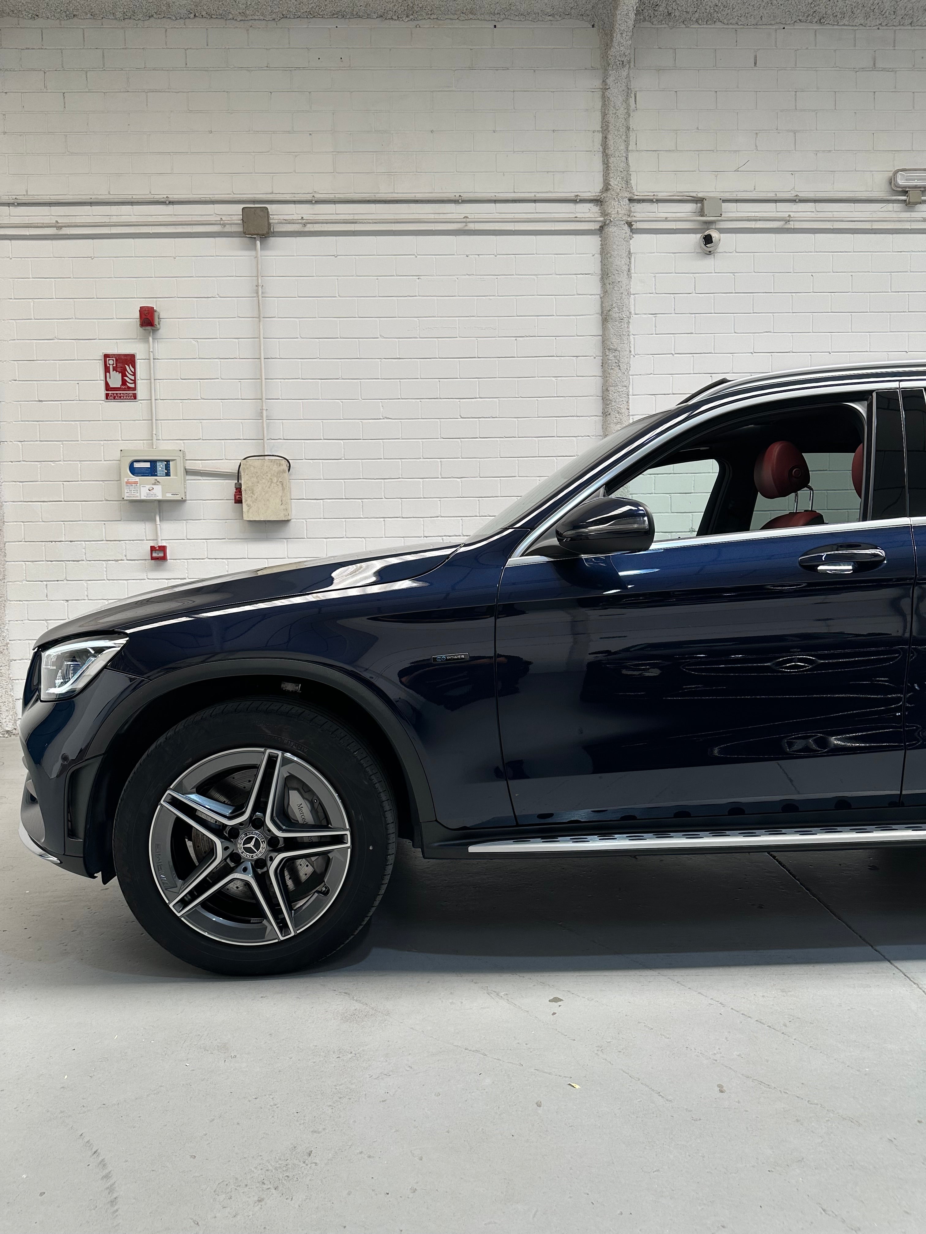Mercedes-Benz GLC 300de AMG