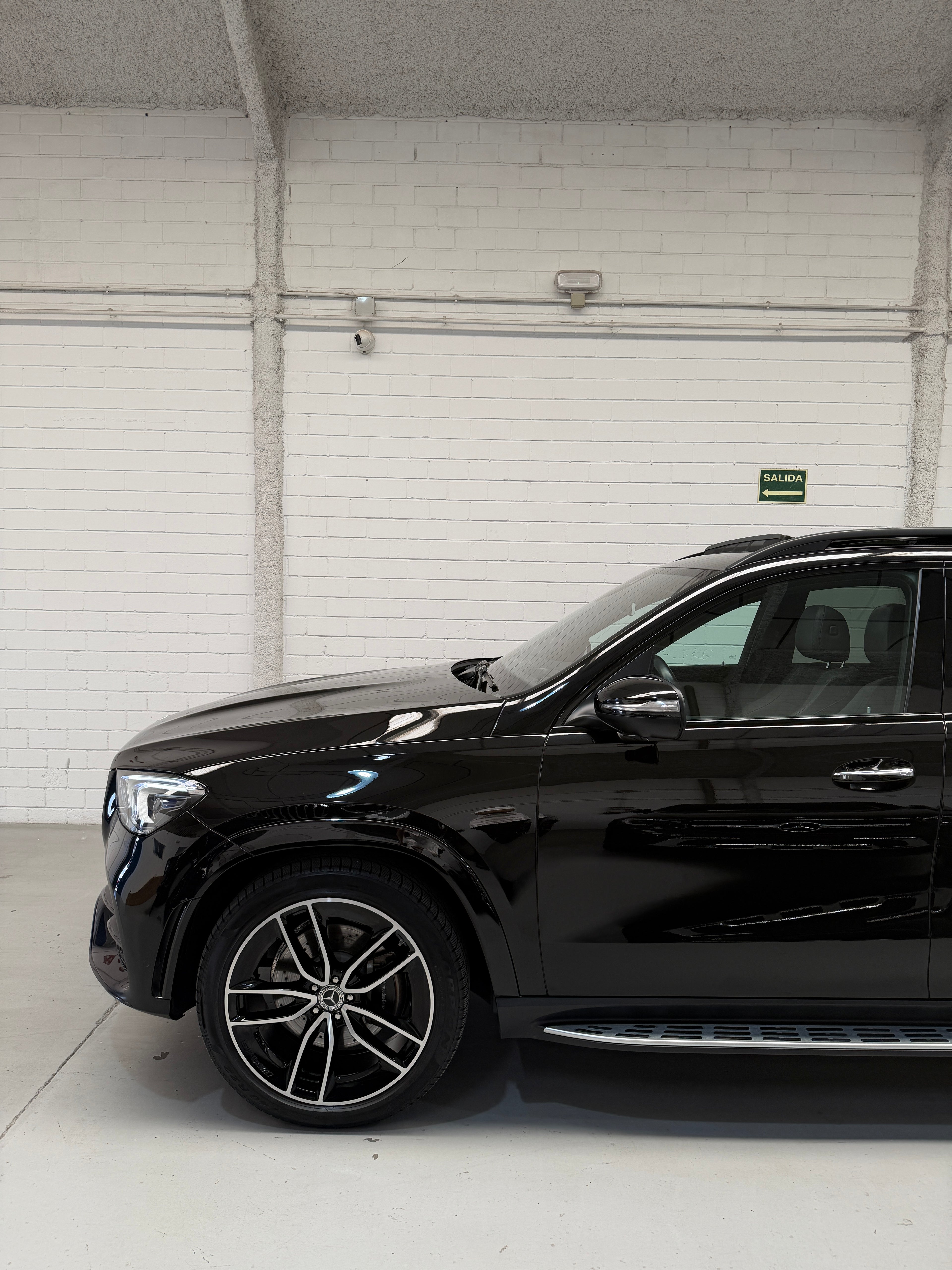 Mercedes-Benz GLE 350d AMG Line Negro