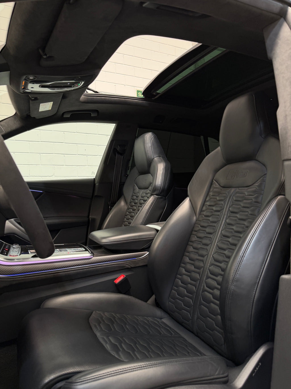 Audi RSQ8 Full Carbono