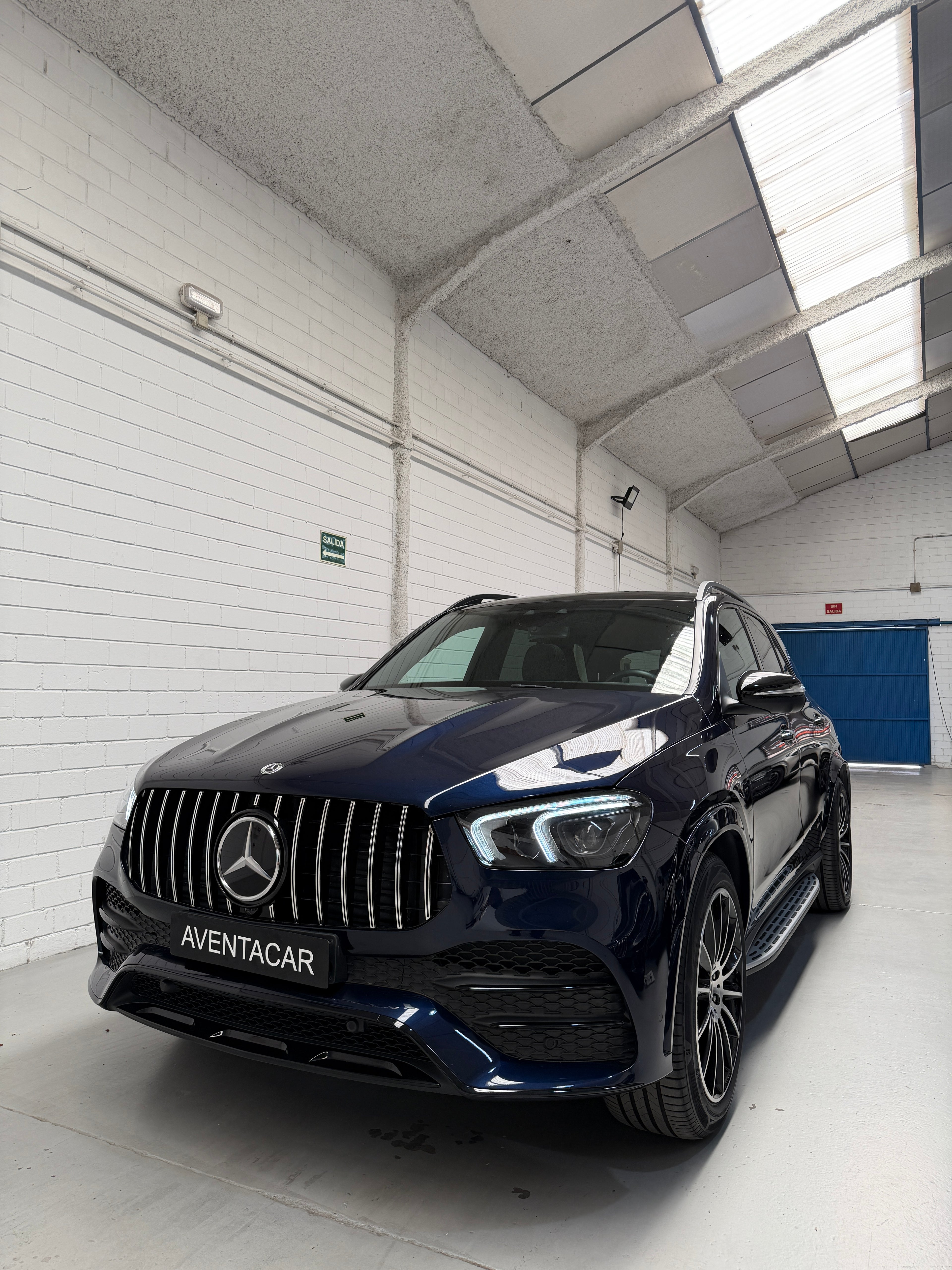 Mercedes-Benz GLE 350de AMG Line Azul Marino