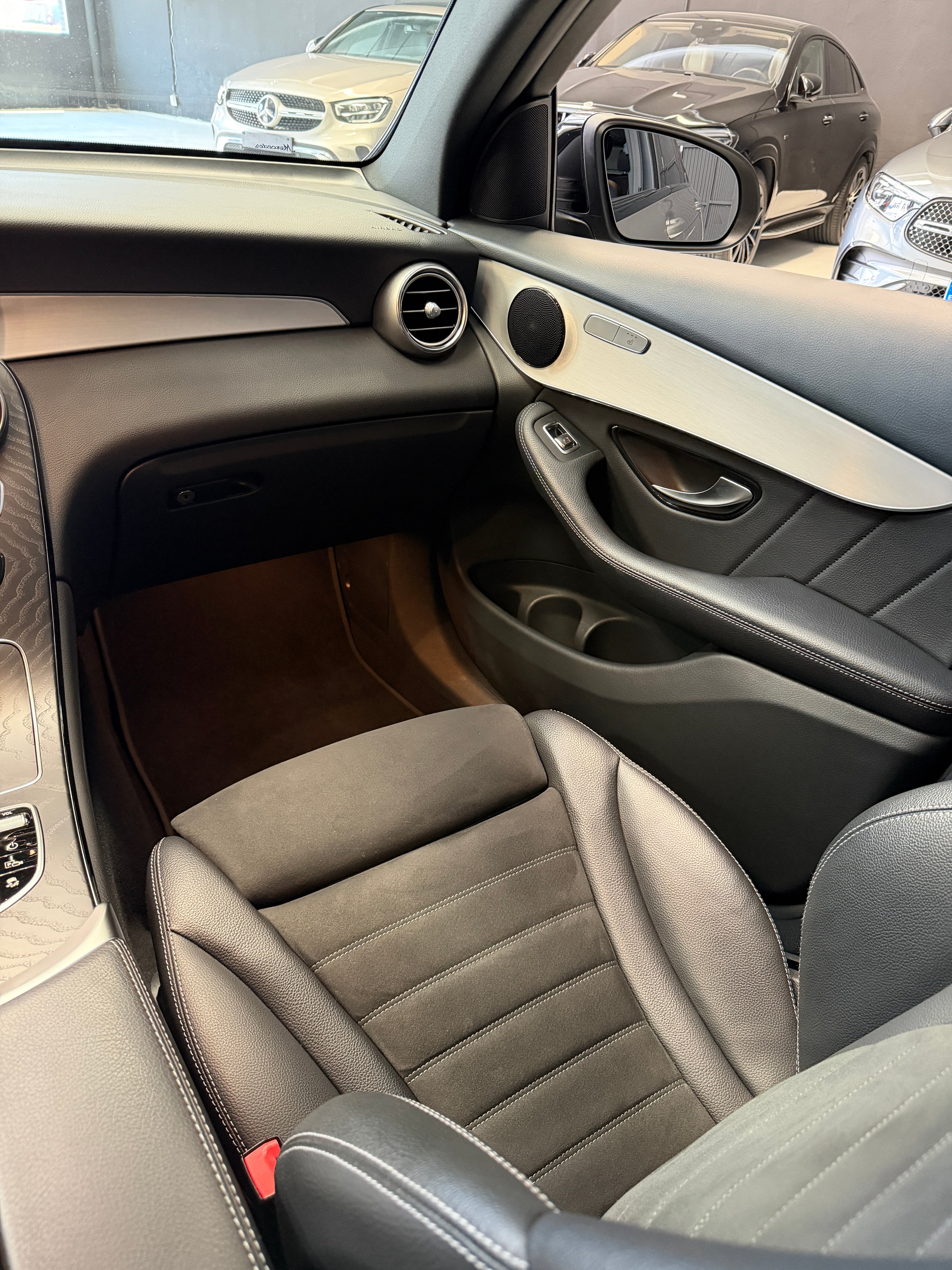Mercedes-Benz GLC Coupé 300de AMG Line Champán
