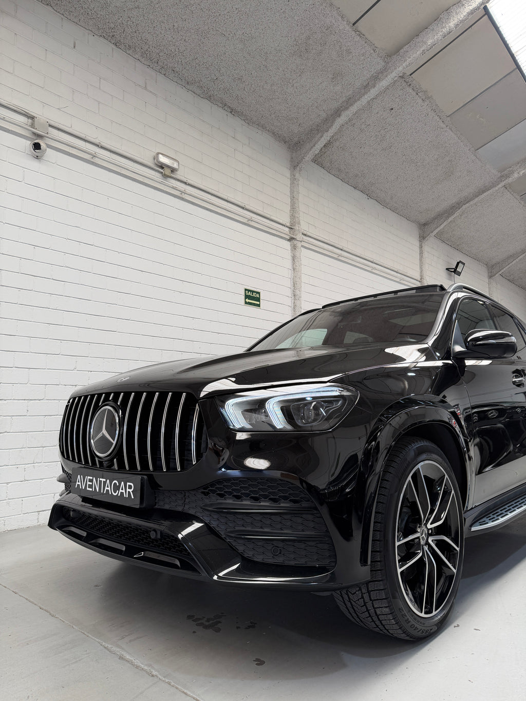 Mercedes-Benz GLE 350d AMG Line Negro