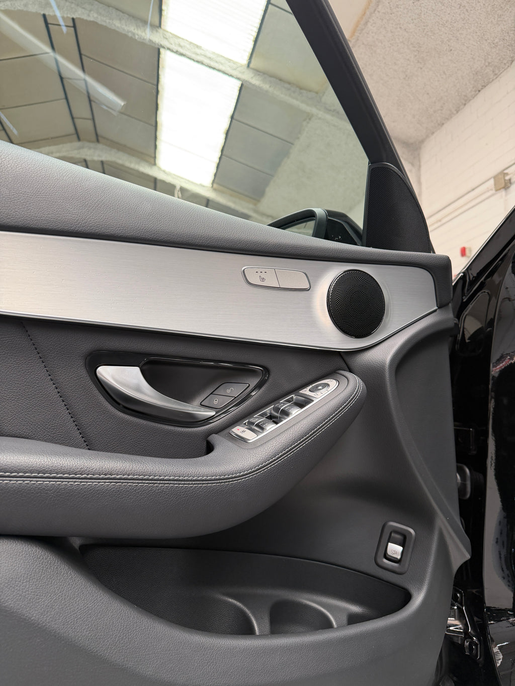 Mercedes-Benz GLC 220d AMG Line Negro
