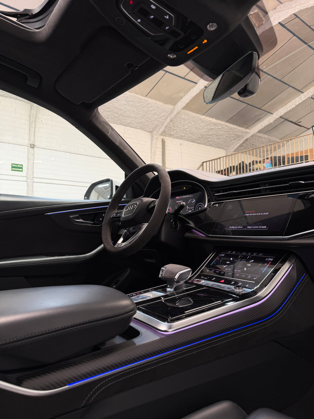 Audi RSQ8 Full Carbono