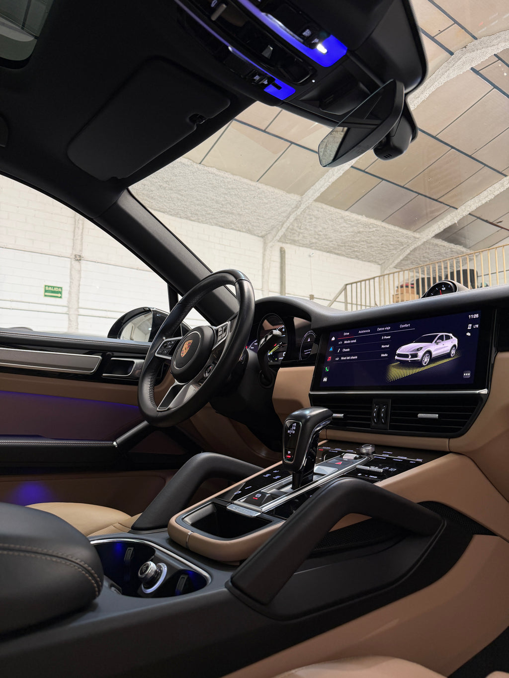 Porsche Cayenne Coupé E-Hybrid PLATINUM EDITION