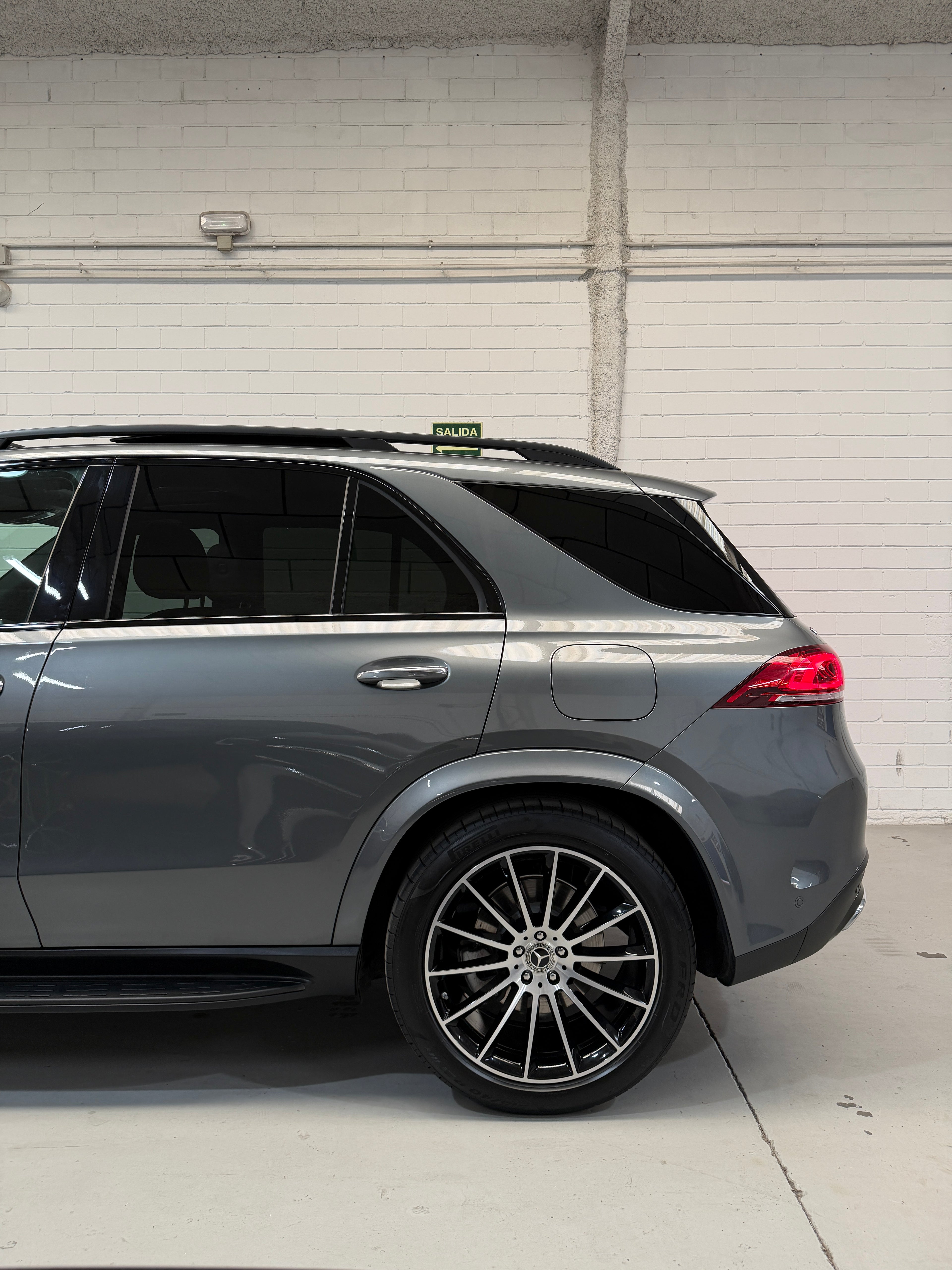 Mercedes-Benz GLE 350de AMG Line Gris Celenite
