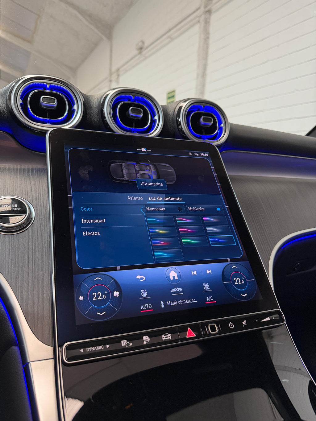 Mercedes-Benz GLC 300e 4 MATIC