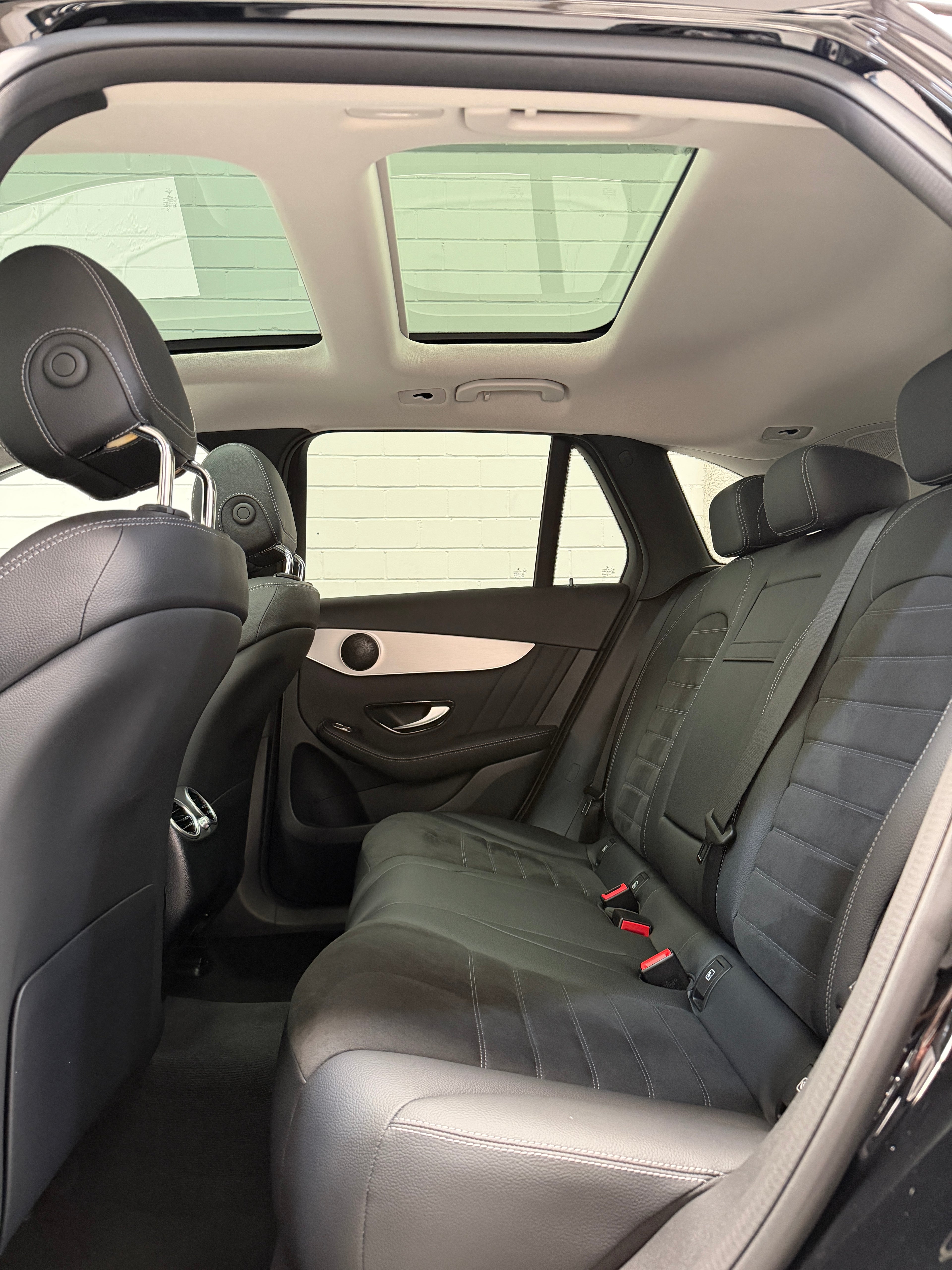 Mercedes-Benz GLC 220d AMG Line Negro