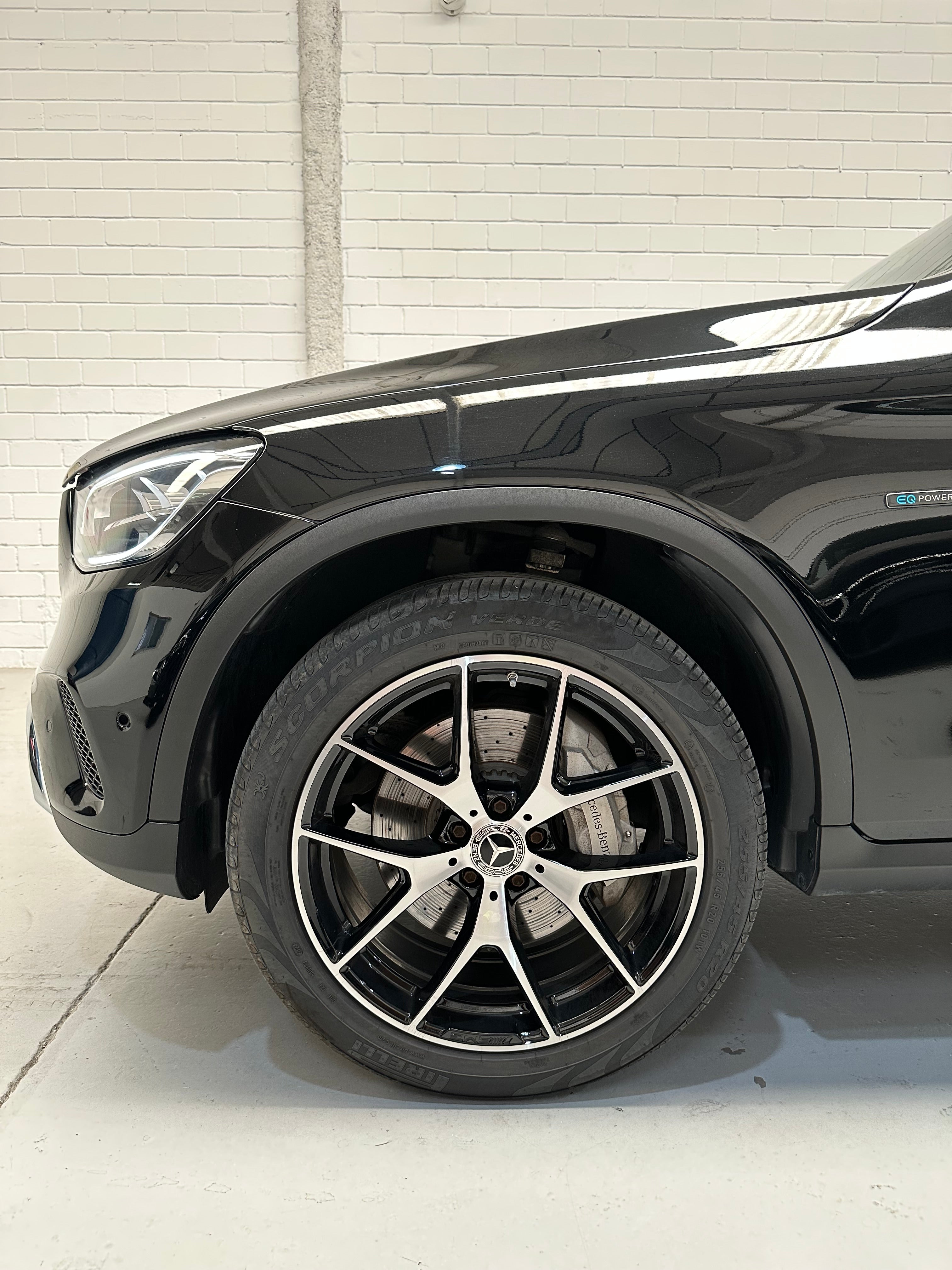 Mercedes-Benz GLC 300de AMG