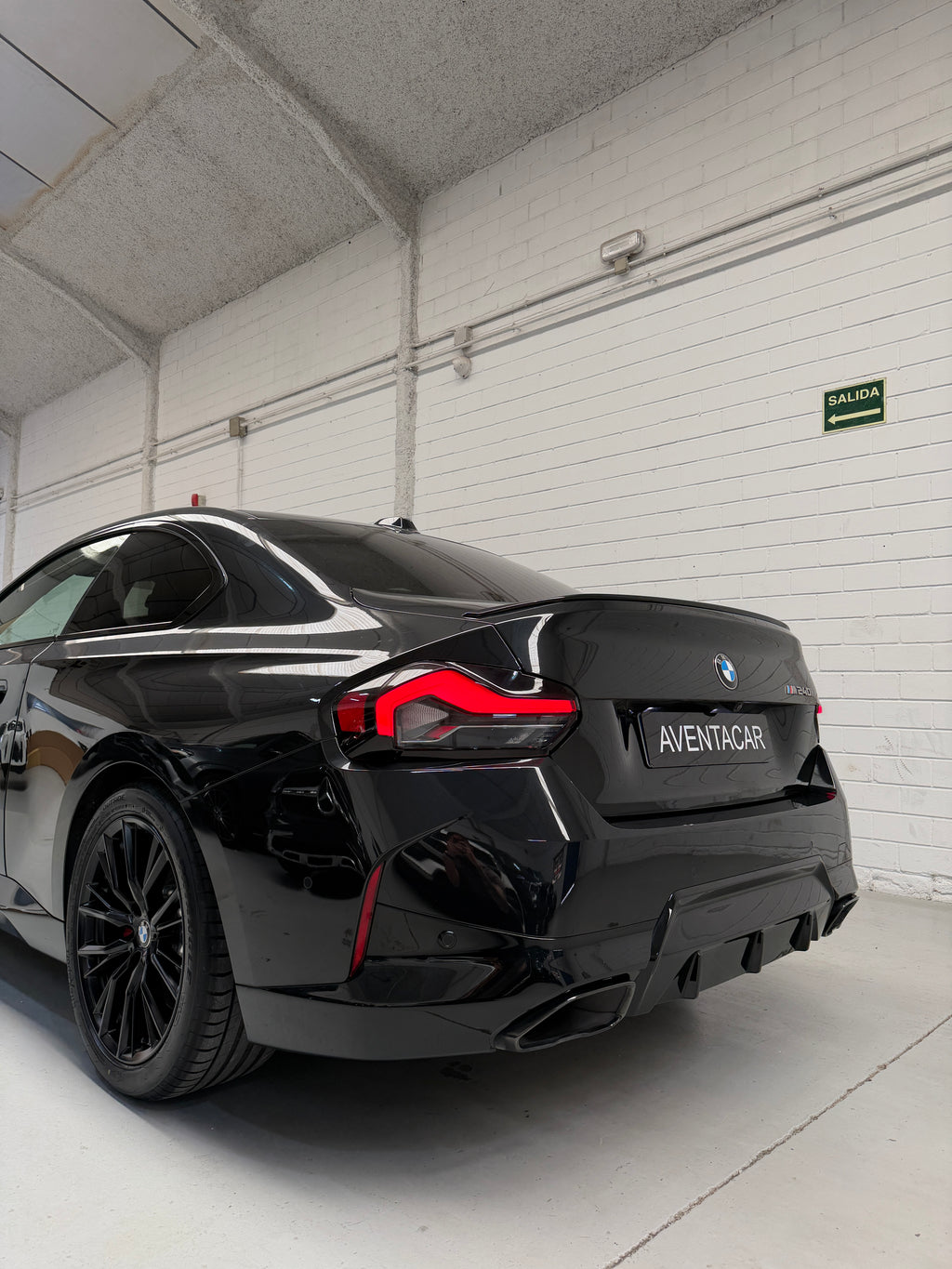 BMW M240i