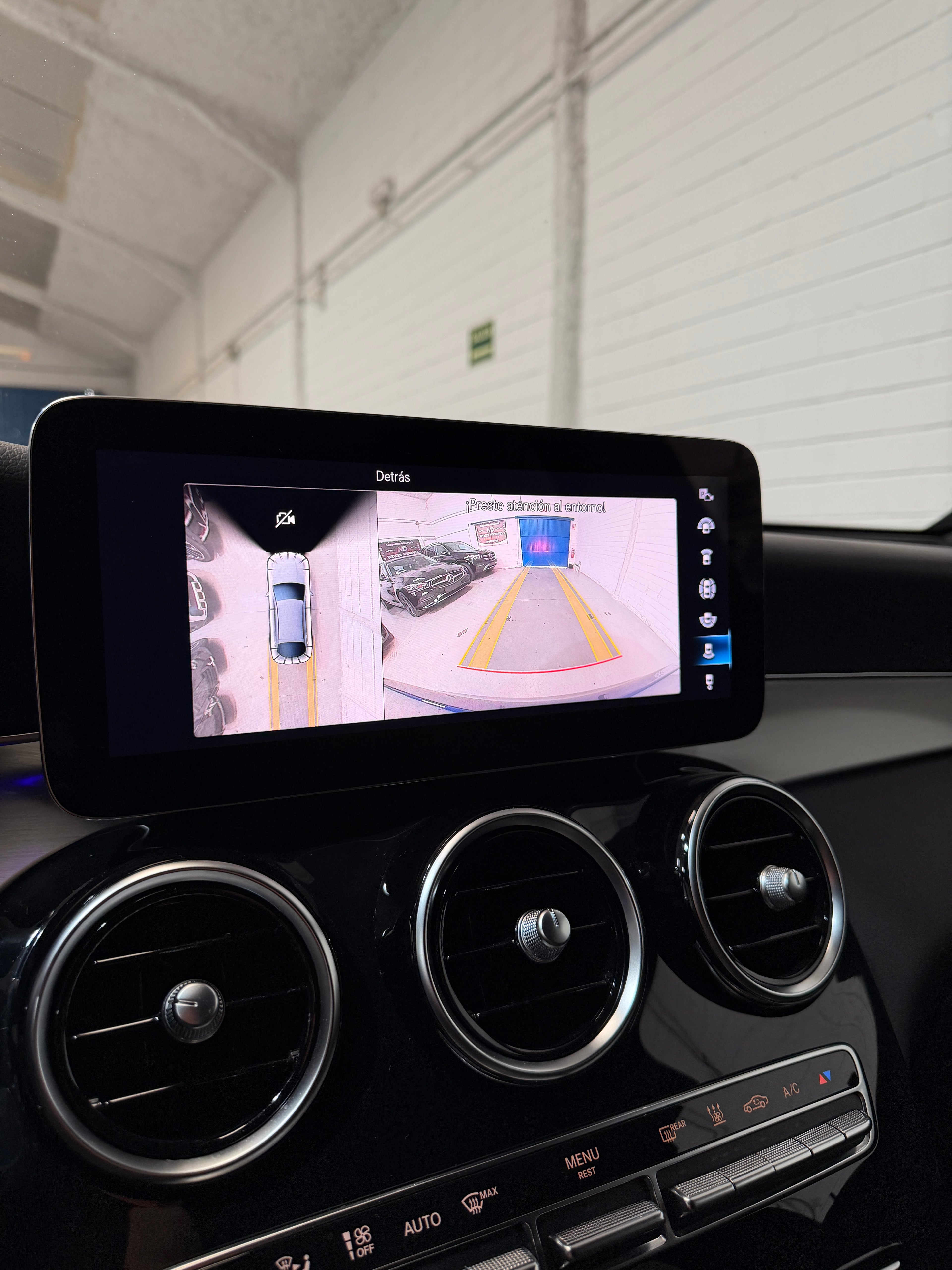 Mercedes-Benz GLC Coupé 300de AMG 4MATIC