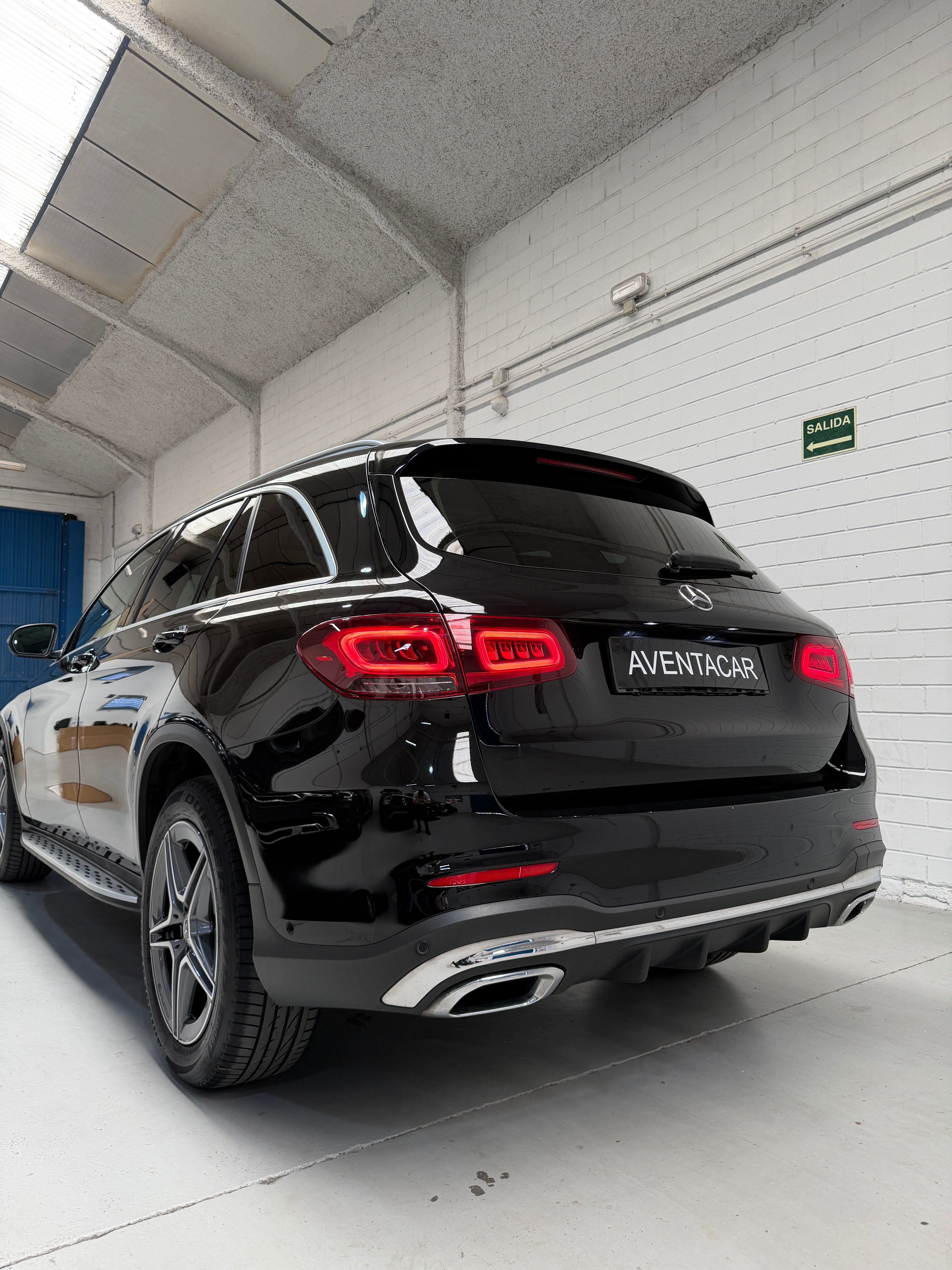 Mercedes-Benz GLC 220d AMG Line Negro