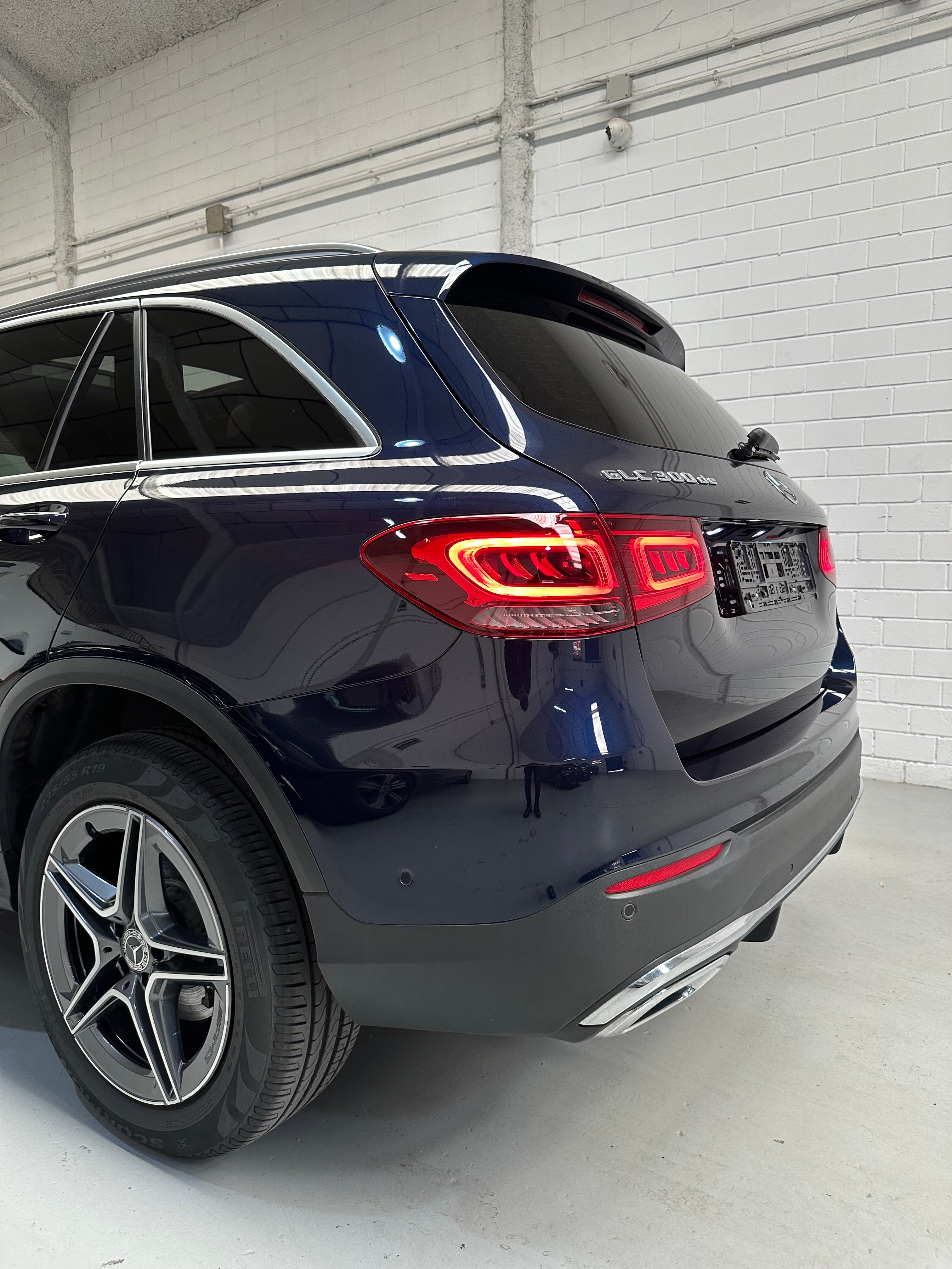 Mercedes-Benz GLC 300de AMG