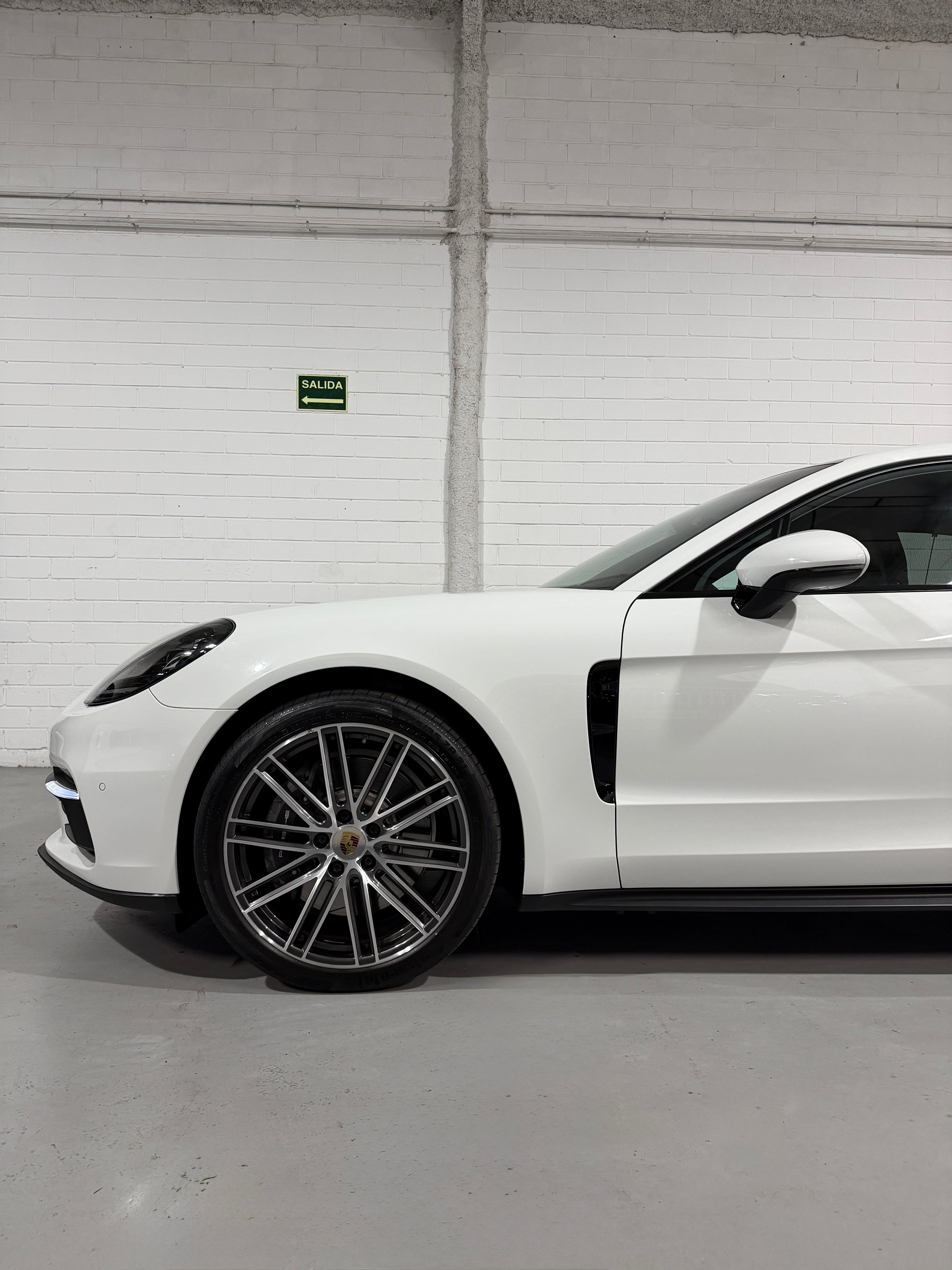 Porsche Panamera 4 Sport Turismo