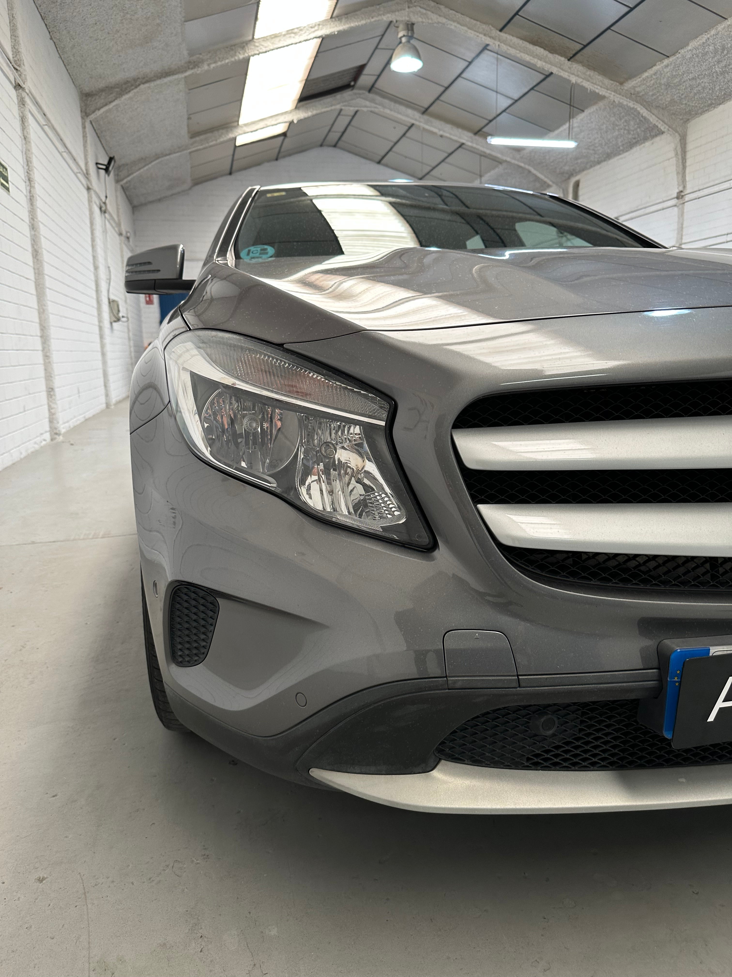 Mercedes Benz GLA 200d