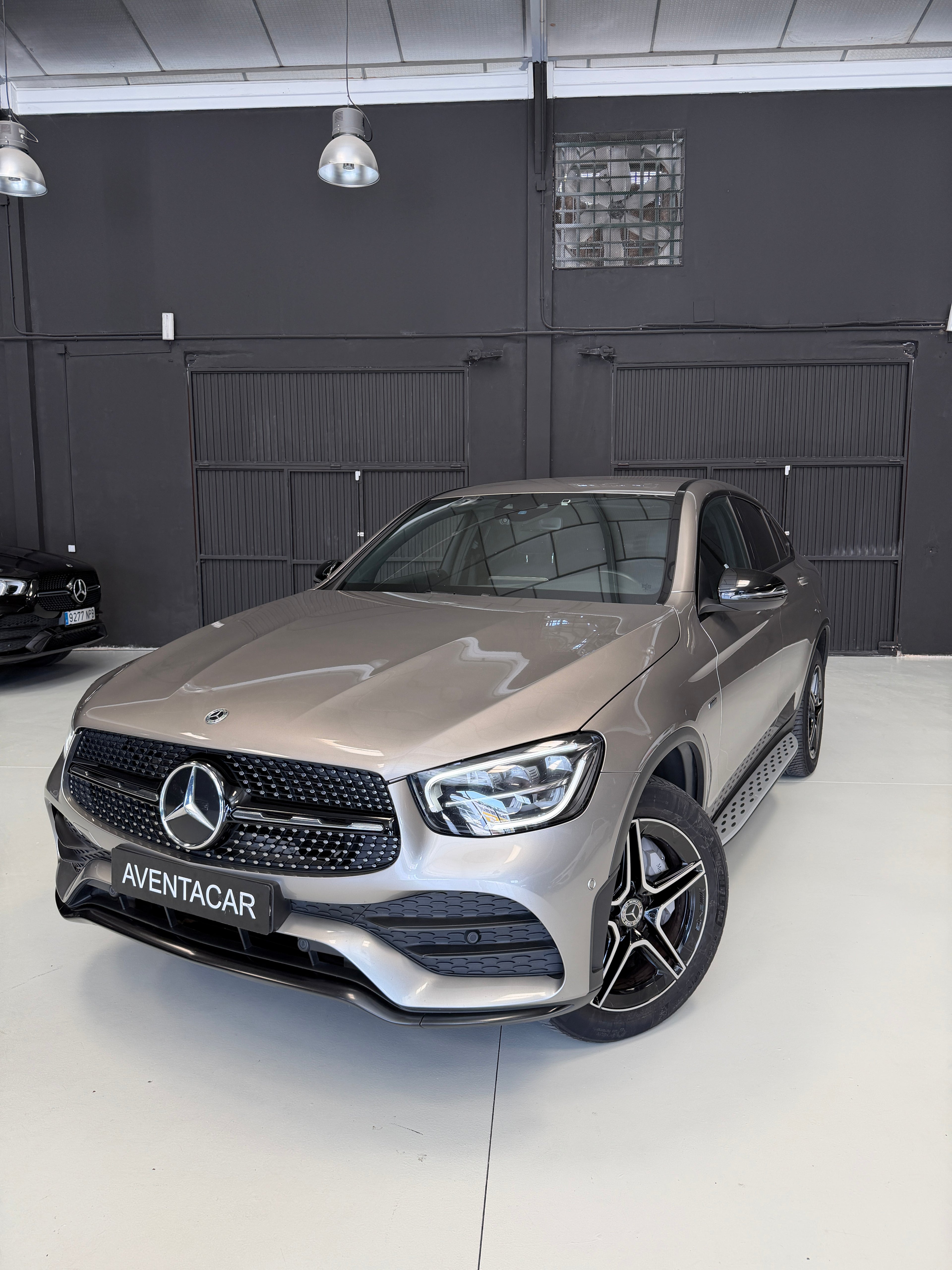 Mercedes-Benz GLC Coupé 300de AMG Line Champán