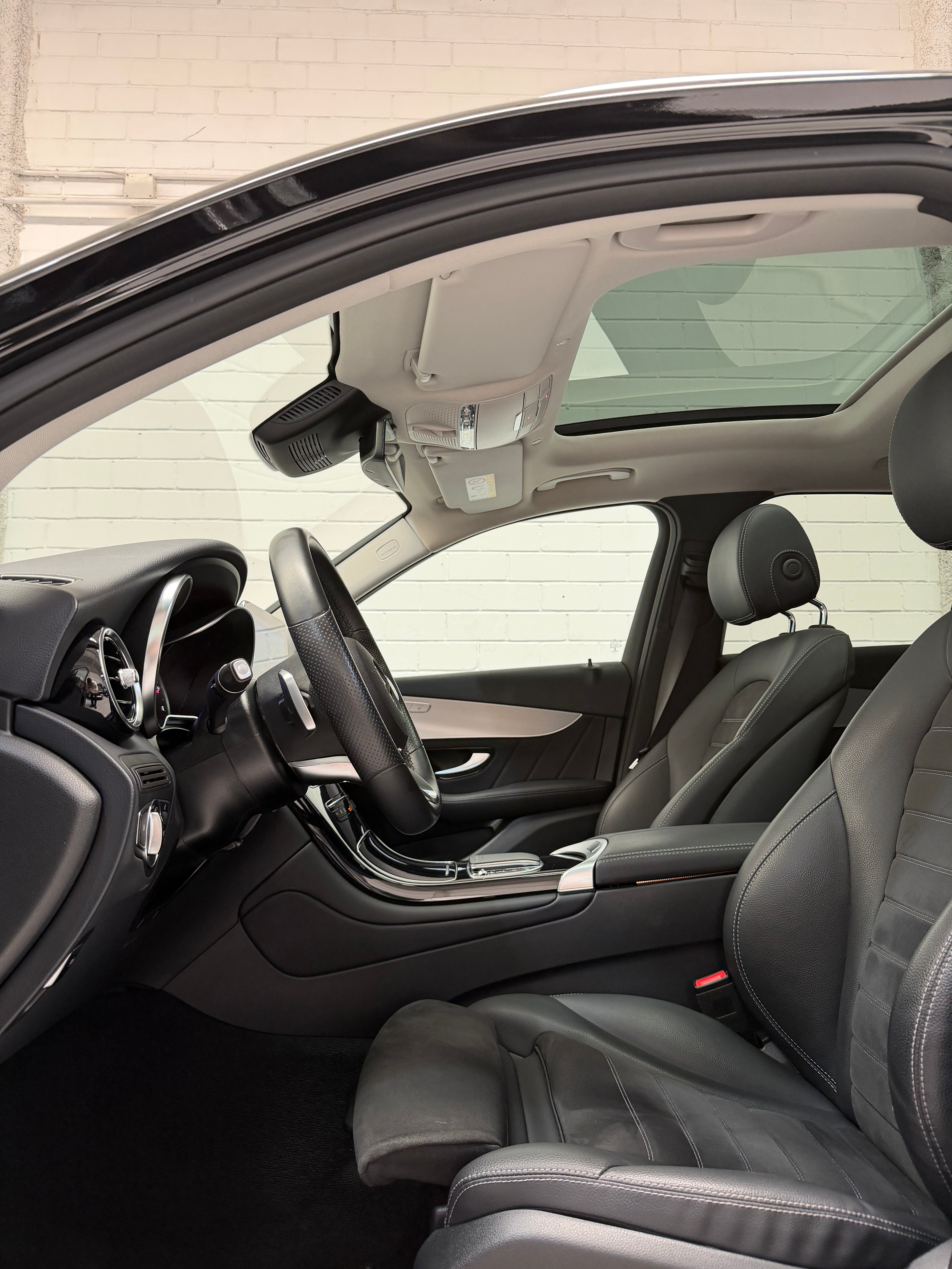 Mercedes-Benz GLC 220d AMG Line Negro