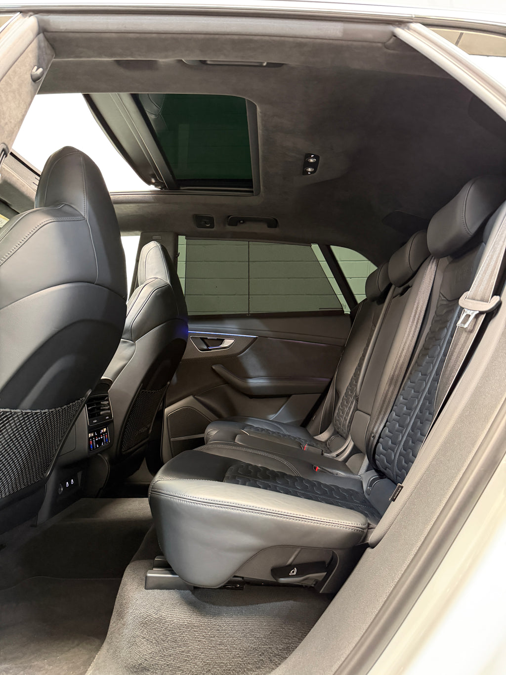 Audi RSQ8 Full Carbono