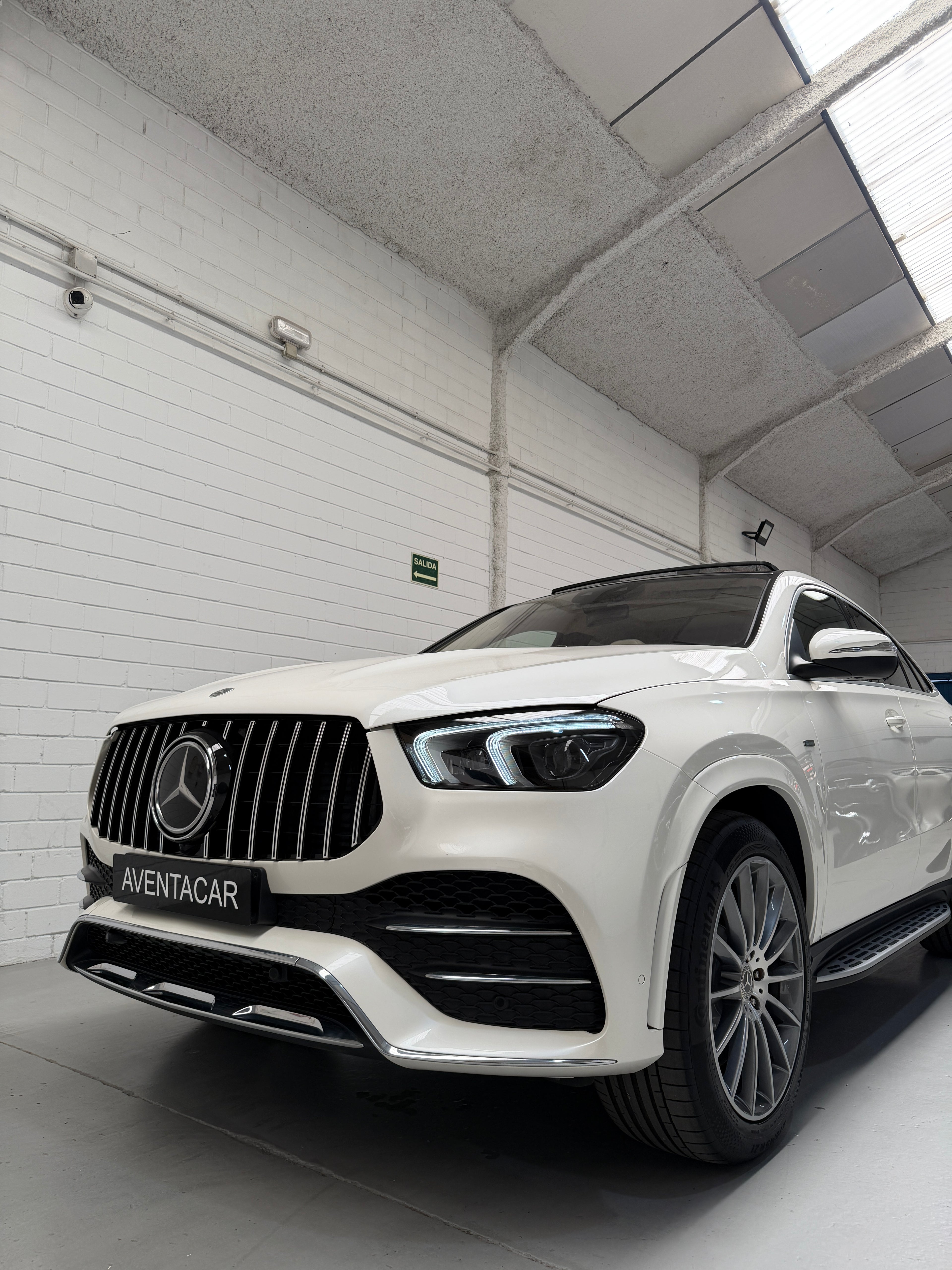 Mercedes-Benz GLE Coupé 350de AMG Line Blanco Perla