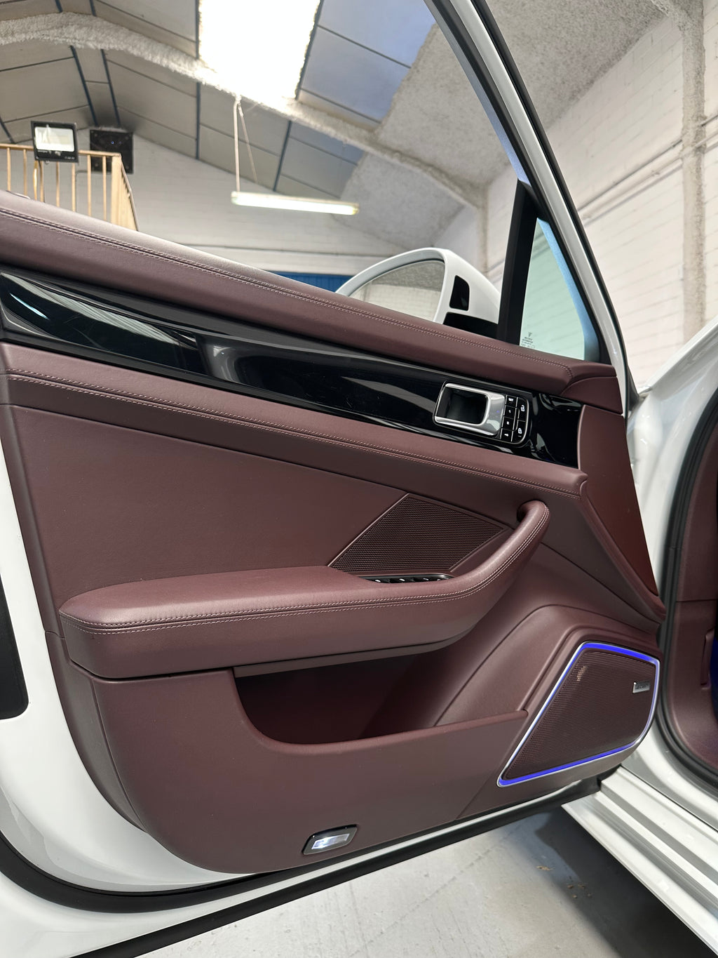 Porsche Panamera 4 Ehybrid Sport Design